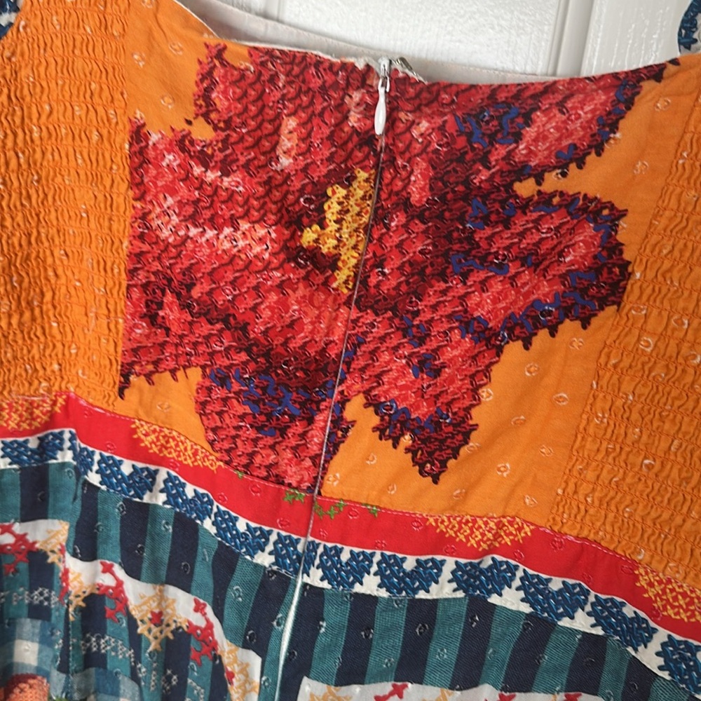 FARM Rio Vibrant Patterned Garment - Picture 5 of 7